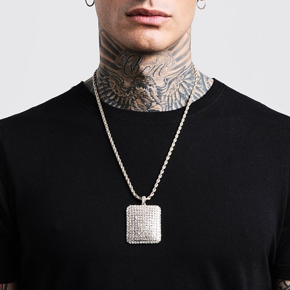 Jeweled Chain Necklace - Picture 2 of 2